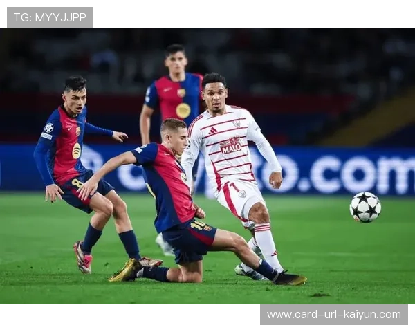 巴萨在主场凭借团队配合拿到关键三分——信任与协同成就胜利