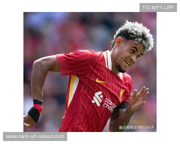 利物浦边线突破强势，迪亚斯小角度打门偏出